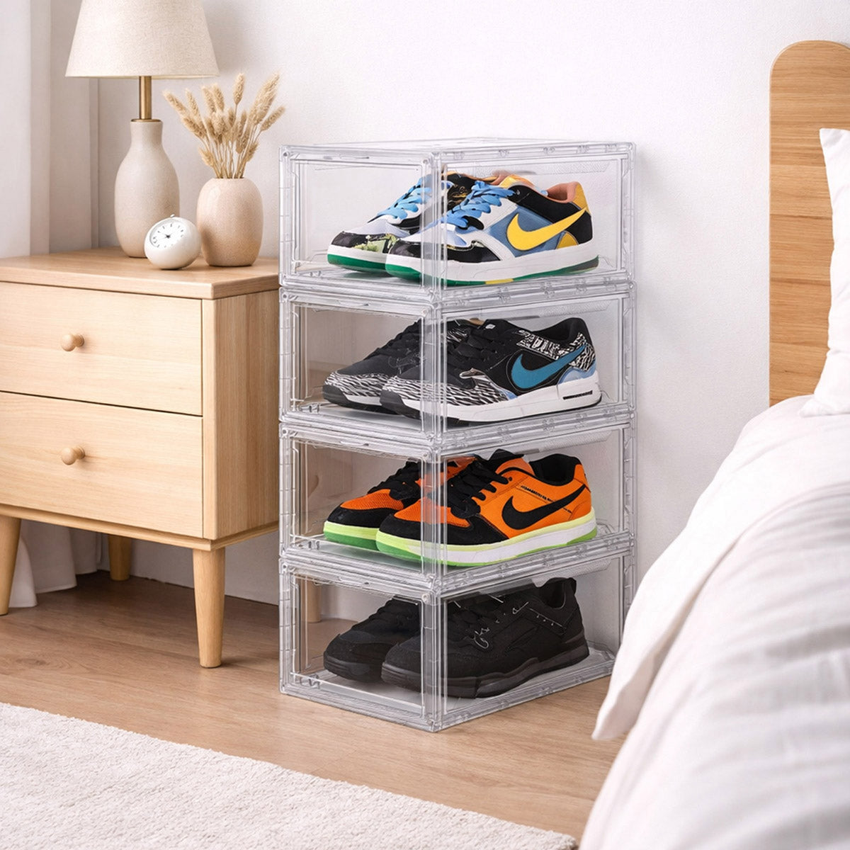 Exhibicion de calzado en set de 4 cajas Payton Box con alta transparencia y diseño apilable